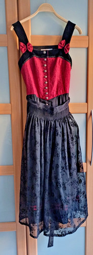 Dirndl teilig schwarz - 3-teilig, rotes