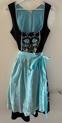Tolles dirndl mit schürze - mit,